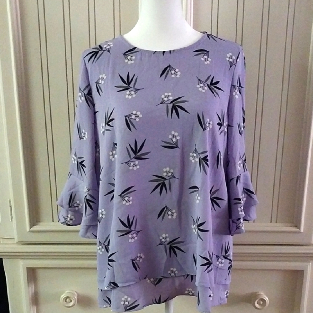 NWT Anne Klein Floral Lavender Women's Top M